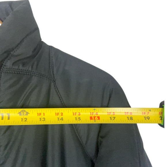 Gianfranco Ferre Gray Coat, Size 42, Angor, Silk, Polyester, Missing one button - Picture 4 of 9